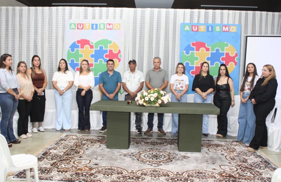 Mês de Conscientização sobre o Autismo - Encontro com as famílias de alunos atípicos