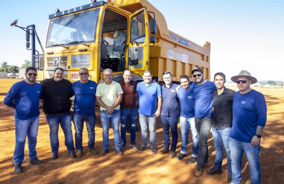 #CURSOMAQUINASPESADAS | A Prefeitura Municipal de Ouvidor, através da Secretaria de indústria e comércio em parceria com MTX, disponibilizou o 2° curso de Operador de Máquinas pesadas, sendo: Pá Carregadeira, Motoniveladora e Retroescavadeira.