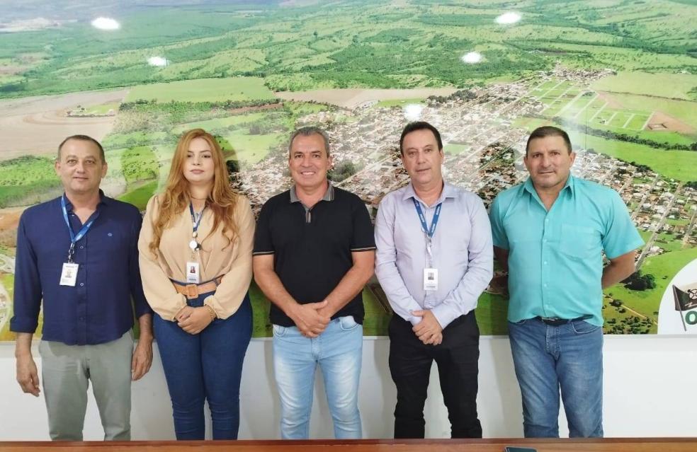 Vice-prefeito de Ouvidor alinha soluções para instabilidade e interrupções de energia.